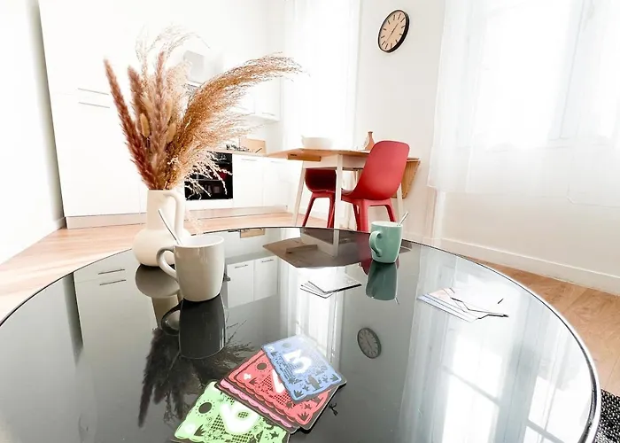 Le Magnolia -t2 A 100m Et Place Du Commando * Saint-Nazaire (Loire-Atlantique)