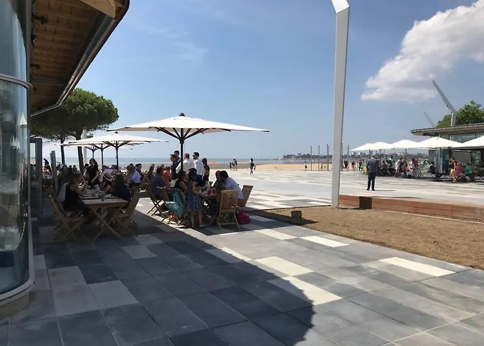 Apartment Le Magnolia -t2 A 100m Et Place Du Commando Saint-Nazaire (Loire-Atlantique)